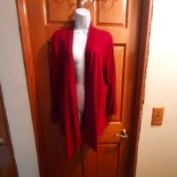 Dark Pink/Red colored cardigan - Picture 1 of 10